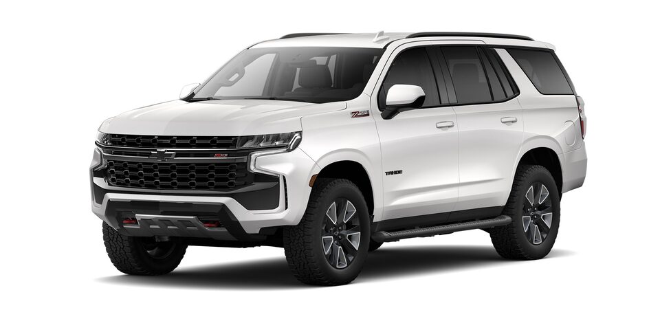 Chevrolet Tahoe 2024, SUV con 3 filas de asientos en color blanco platino