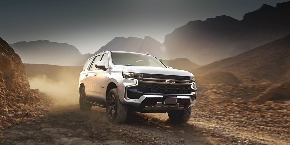 Chevrolet Tahoe 2024, SUV 4x4 con cristales tintados y gran diseño imponente